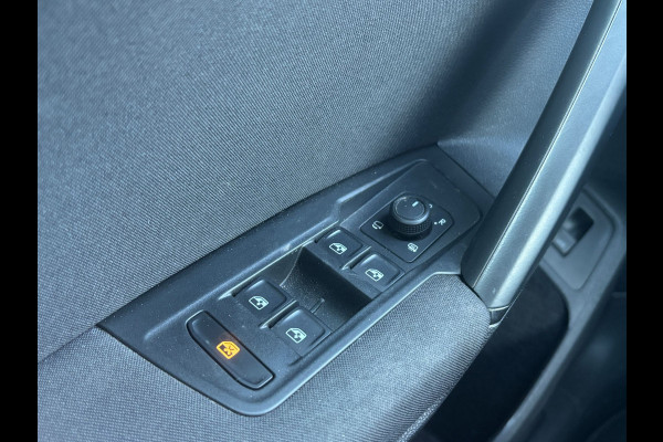 Volkswagen Tiguan 1.5 TSI Life Business | Parkeer Camera | Stuur Verwarming | Adaptive Cruise