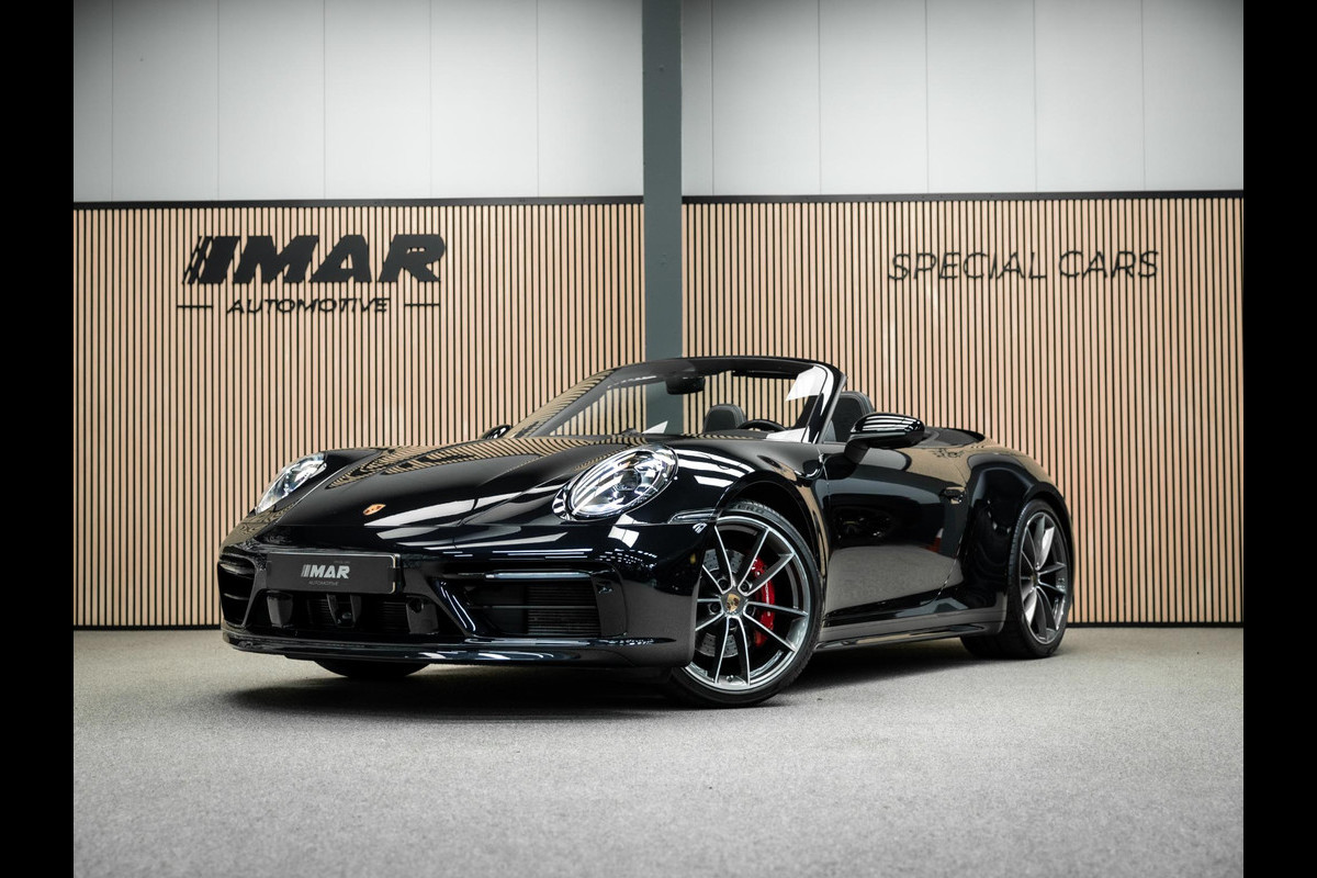 Porsche 911 Cabrio 3.0 Carrera 4 S | Akrapovic | NL geleverd | Burmester | Lift | Full Option | krijt stiksel| Stoel ventilatie en verwarming | dealer onderhouden |