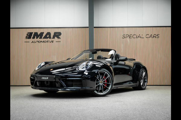 Porsche 911 Cabrio 3.0 Carrera 4 S | Akrapovic | NL geleverd | Burmester | Lift | Full Option | krijt stiksel| Stoel ventilatie en verwarming | dealer onderhouden |