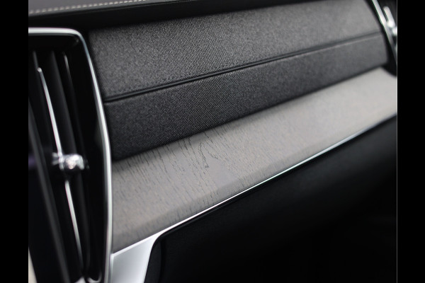 Volvo XC90 T8 AWD Ultra Dark | Heico - Pano - Trekhaak