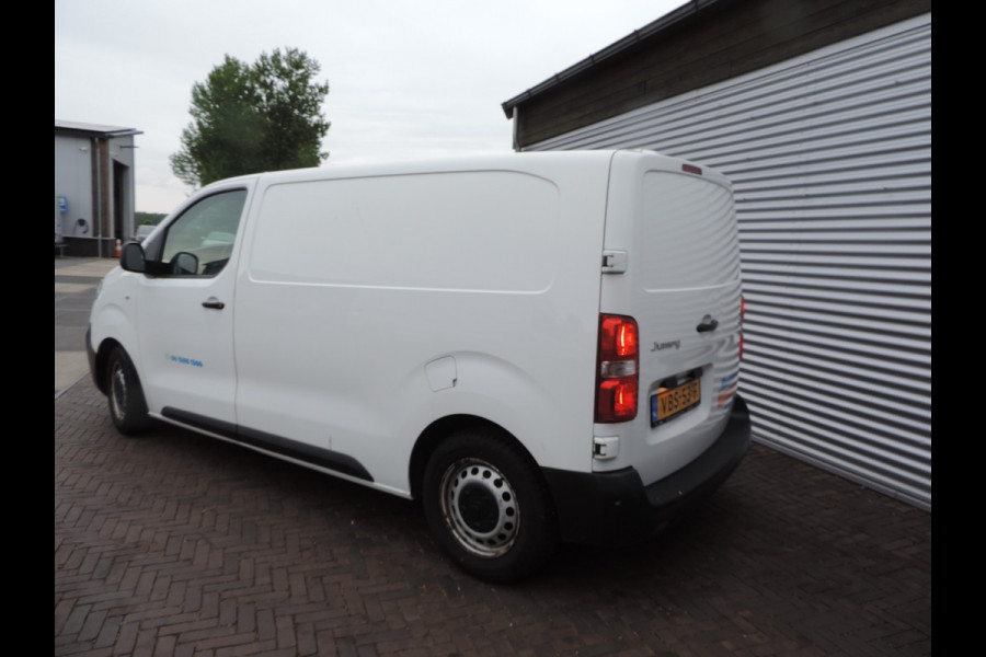 Citroën Jumpy 1.6 BlueHDI 95 M Club motor schade