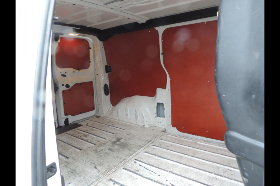 Citroën Jumpy 1.6 BlueHDI 95 M Club motor schade