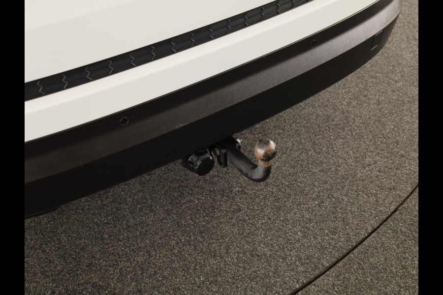 Škoda Kodiaq 1.5 TSI Ambition Business 150pk | Trekhaak | Navigatie | Cirtual Cockpit | parkeersensoren voor en achter | Apple Carplay /- Android auto | Climatronic