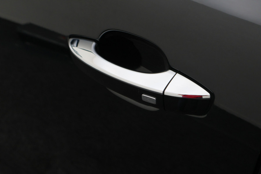 MG EHS 1.5 TGDI PHEV Luxury 360° Camera, Panoramadak, Leer, ACC, Apple Carplay, DAB, 18"