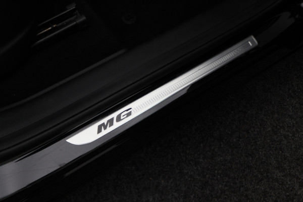 MG EHS 1.5 TGDI PHEV Luxury 360° Camera, Panoramadak, Leer, ACC, Apple Carplay, DAB, 18"
