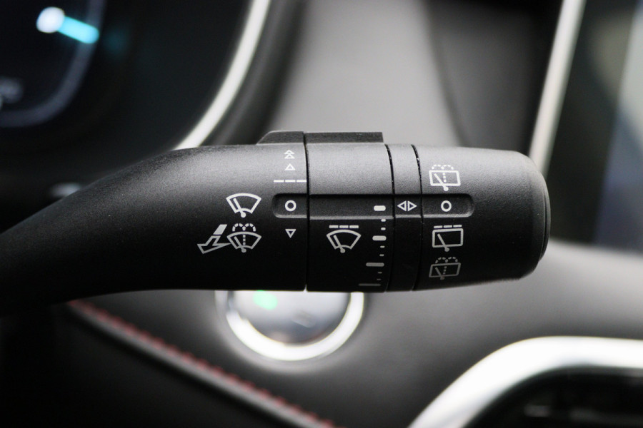 MG EHS 1.5 TGDI PHEV Luxury 360° Camera, Panoramadak, Leer, ACC, Apple Carplay, DAB, 18"