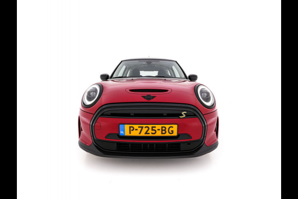 MINI Mini Electric Business Edition 33 kWh [ 3-Fase-11kW ] {SOH-100%} (INCL-BTW) Aut. *LEATHER | FULL-LED | KEYLESS | SPORTSEATS | NAVI-FULLMAP | ECC | AMBIENTLIGHT | DAB | DIGI-COCKPIT | PDC | 17"ALU*