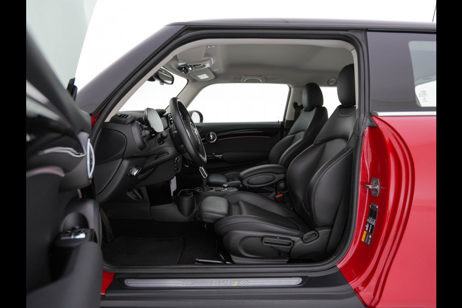 MINI Mini Electric Business Edition 33 kWh [ 3-Fase-11kW ] {SOH-100%} (INCL-BTW) Aut. *LEATHER | FULL-LED | KEYLESS | SPORTSEATS | NAVI-FULLMAP | ECC | AMBIENTLIGHT | DAB | DIGI-COCKPIT | PDC | 17"ALU*
