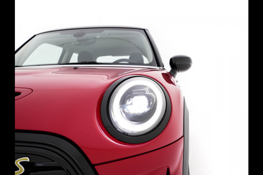 MINI Mini Electric Business Edition 33 kWh [ 3-Fase-11kW ] {SOH-100%} (INCL-BTW) Aut. *LEATHER | FULL-LED | KEYLESS | SPORTSEATS | NAVI-FULLMAP | ECC | AMBIENTLIGHT | DAB | DIGI-COCKPIT | PDC | 17"ALU*