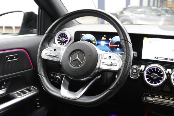 Mercedes-Benz EQA 250 AMG Line 67 kWh 190 PK, Panoramadak, Leder, Stoelkoeling-Verwarming, Sfeerverlichting