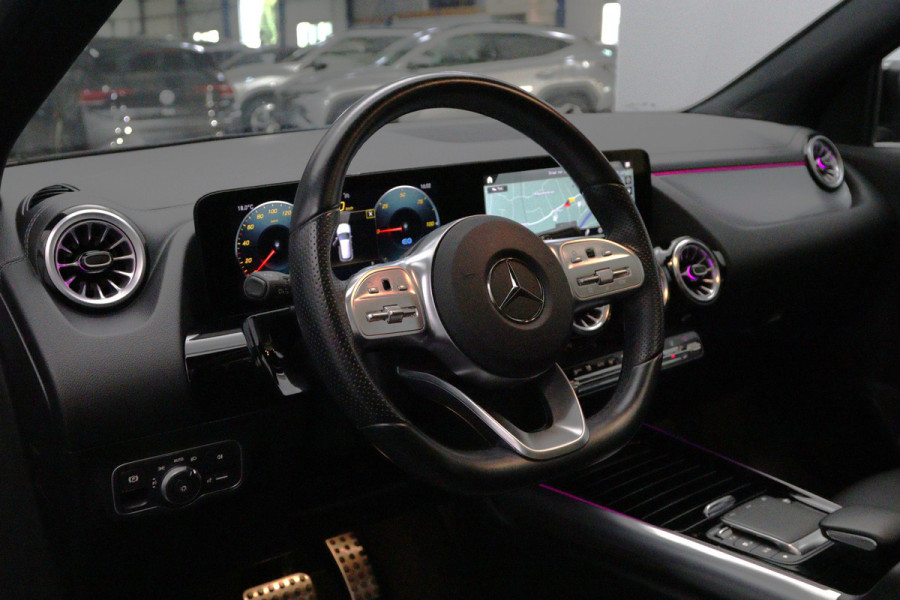 Mercedes-Benz EQA 250 AMG Line 67 kWh 190 PK, Panoramadak, Leder, Stoelkoeling-Verwarming, Sfeerverlichting