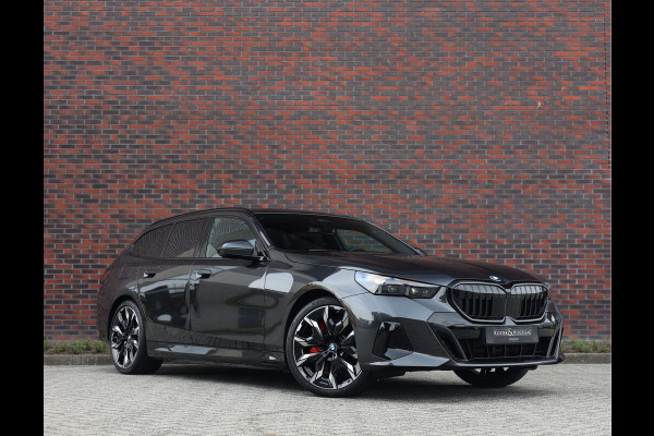 BMW 5 Serie Touring 550e xDrive | Trekhaak - M Sport Pro - Alcantara