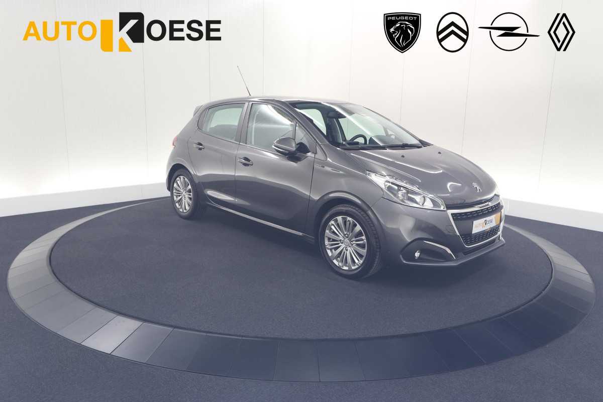 Peugeot 208 PureTech 82 Signature | Apple Carplay | Parkeersensoren | Navigatie | Airco