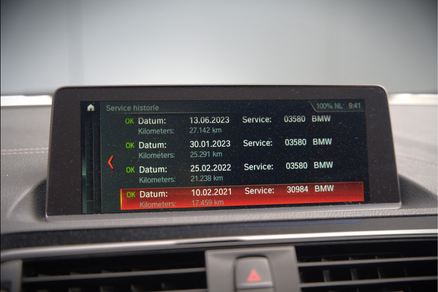 BMW 1-serie 118i Sport Line Edition | Stoelverwarming | Cruise Control | Parkeersensoren | Navigatie | Groot Scherm | Digitale Tellers | Automaat | Keyless | Trekhaak | LED