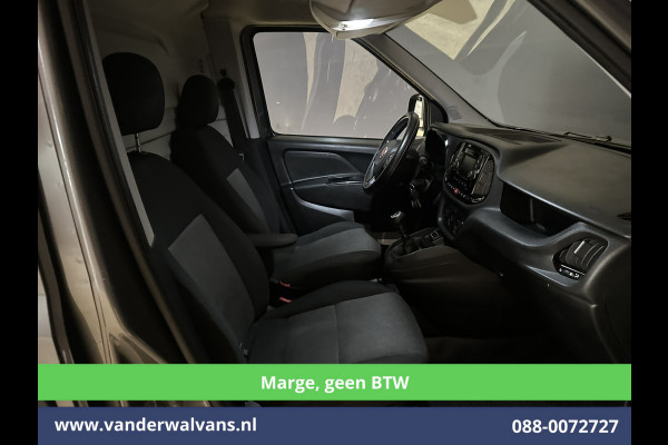 Fiat Doblò Cargo 1.6 MJ**MARGE, Geen BTW** 105pk L2H1 Maxi SX Euro6 Airco | Navigatie | Lichtmetalen Velgen Trekhaak, Parkeersensoren