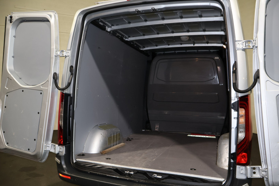 Mercedes-Benz Sprinter 316 CDI L1 H1 Automaat 2.8t Trekhaak