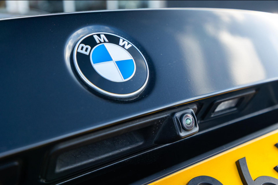 BMW 3-serie M340i xDrive Laserlight I Live Cockpit Professional I Head-Up I Adaptive cruise I Sfeerverlichting