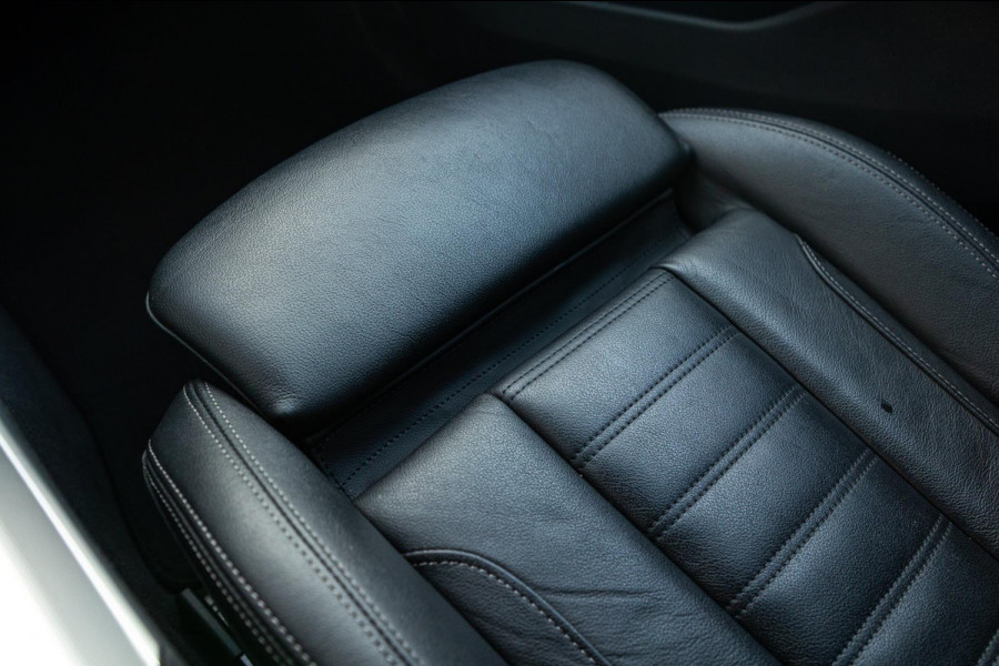 BMW 3-serie M340i xDrive Laserlight I Live Cockpit Professional I Head-Up I Adaptive cruise I Sfeerverlichting