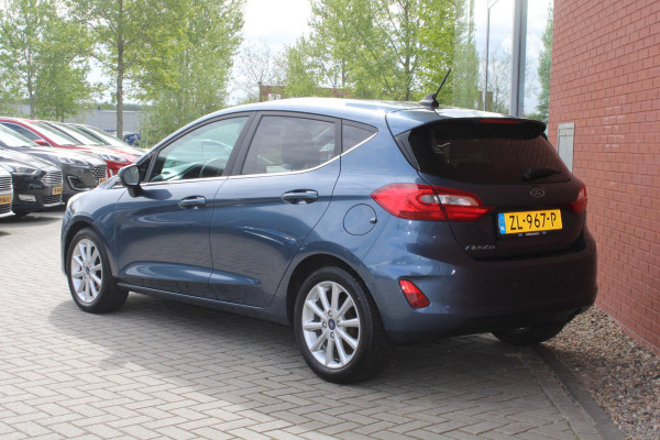 Ford Fiesta 1.0 EcoBoost Titanium | Camera | Winterpack | Navigatie | Licht metalen velgen