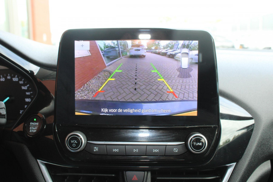 Ford Fiesta 1.0 EcoBoost Titanium | Camera | Winterpack | Navigatie | Licht metalen velgen