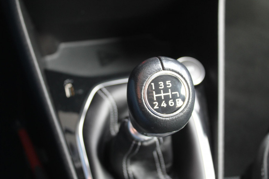 Ford Fiesta 1.0 EcoBoost Titanium | Camera | Winterpack | Navigatie | Licht metalen velgen