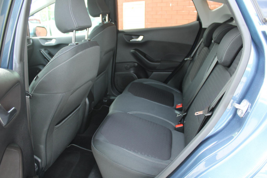 Ford Fiesta 1.0 EcoBoost Titanium | Camera | Winterpack | Navigatie | Licht metalen velgen