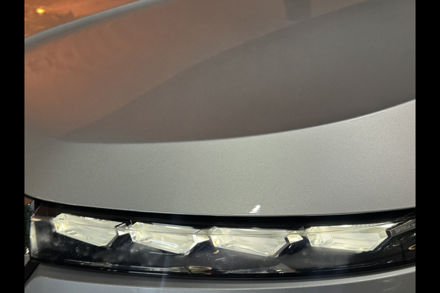 Škoda Kamiq 1.0 TSI Style Garantie Carplay StoelVW Lane Ass Front Ass DAB Cruise Clima Navi LED Rijklaar