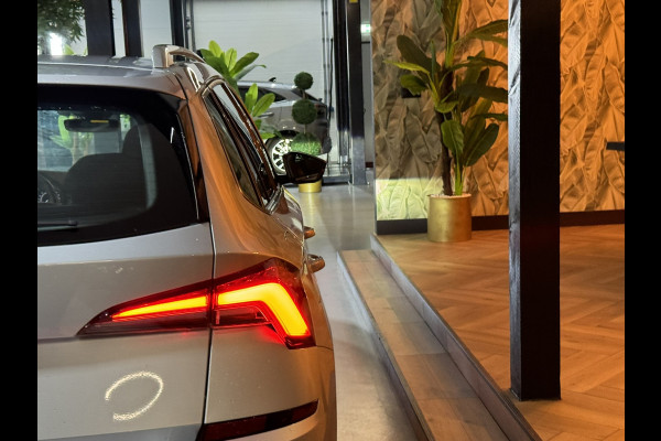 Škoda Kamiq 1.0 TSI Style Garantie Carplay StoelVW Lane Ass Front Ass DAB Cruise Clima Navi LED Rijklaar