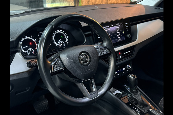 Škoda Kamiq 1.0 TSI Style Garantie Carplay StoelVW Lane Ass Front Ass DAB Cruise Clima Navi LED Rijklaar