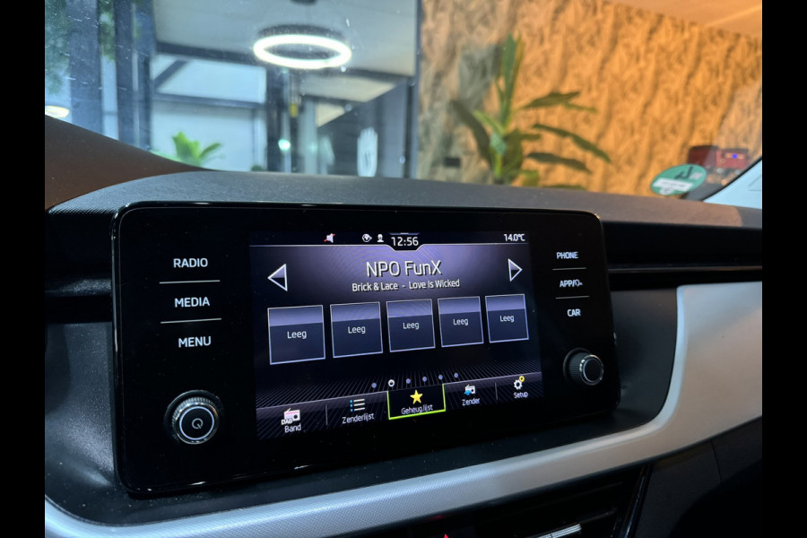 Škoda Kamiq 1.0 TSI Style Garantie Carplay StoelVW Lane Ass Front Ass DAB Cruise Clima Navi LED Rijklaar