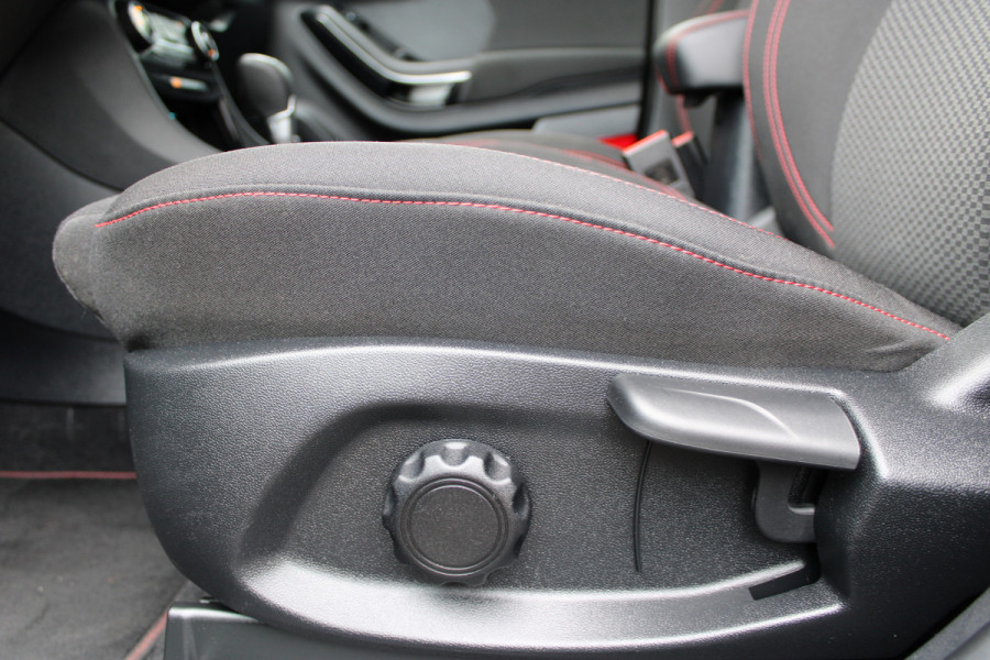 Ford Puma 1.0 EcoBoost Hybrid ST-Line | Adaptieve cruise | BLIS | Camera | Winterpack