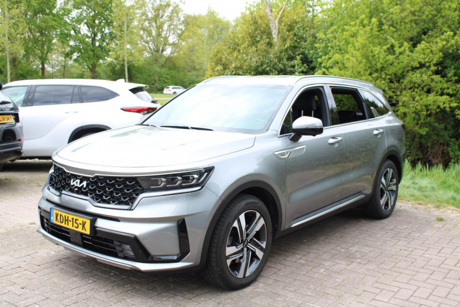 Kia Sorento 1.6 T-GDI Plug-in Hybrid 4WD ExecutiveLine 5p. |  Afneembare trekhaak | Panoramadak | 2 bandensets | Bestuurdersstoel Met Geheugen | BTW verrekenbaar | Dealer onderhouden