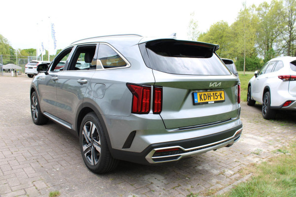 Kia Sorento 1.6 T-GDI Plug-in Hybrid 4WD ExecutiveLine 5p. |  Afneembare trekhaak | Panoramadak | 2 bandensets | Bestuurdersstoel Met Geheugen | BTW verrekenbaar | Dealer onderhouden