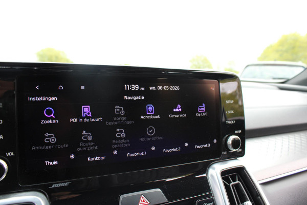 Kia Sorento 1.6 T-GDI Plug-in Hybrid 4WD ExecutiveLine 5p. |  Afneembare trekhaak | Panoramadak | 2 bandensets | Bestuurdersstoel Met Geheugen | BTW verrekenbaar | Dealer onderhouden