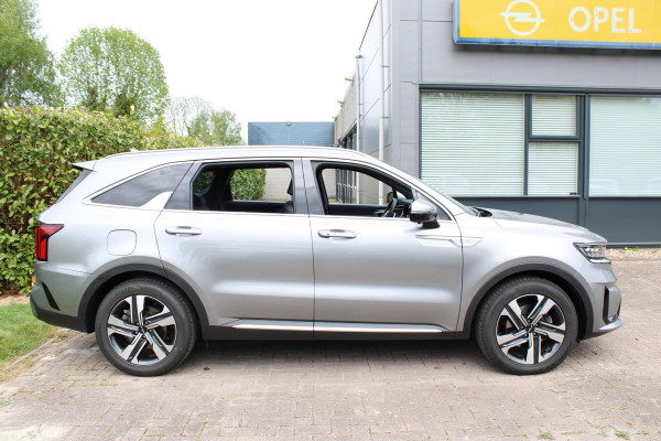 Kia Sorento 1.6 T-GDI Plug-in Hybrid 4WD ExecutiveLine 5p. |  Afneembare trekhaak | Panoramadak | 2 bandensets | Bestuurdersstoel Met Geheugen | BTW verrekenbaar | Dealer onderhouden