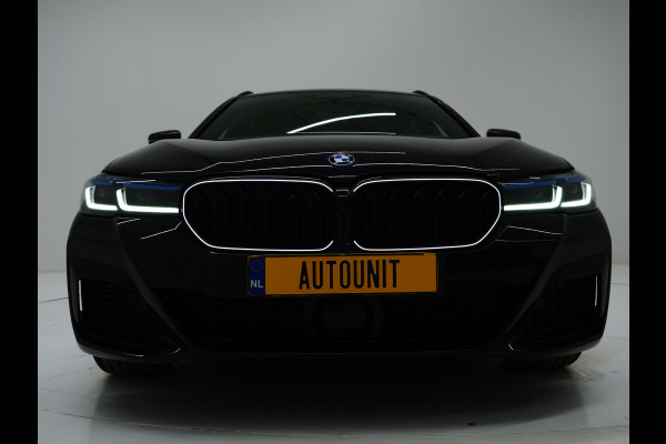 BMW 5 Serie Touring 530e M Sport Shadow Line | Panoramadak | LED Grille | Harman/Kardon | Leder | HUD | 360 | LaserLED | Carplay