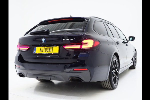 BMW 5 Serie Touring 530e M Sport Shadow Line | Panoramadak | LED Grille | Harman/Kardon | Leder | HUD | 360 | LaserLED | Carplay