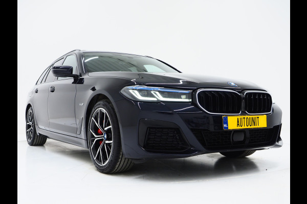 BMW 5 Serie Touring 530e M Sport Shadow Line | Panoramadak | LED Grille | Harman/Kardon | Leder | HUD | 360 | LaserLED | Carplay