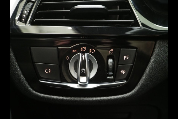 BMW 5 Serie Touring 530e M Sport Shadow Line | Panoramadak | LED Grille | Harman/Kardon | Leder | HUD | 360 | LaserLED | Carplay