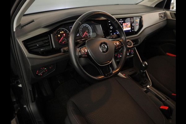 Volkswagen Polo 1.0 TSI Comfortline Business 95pk 5bak| Navi| parksensors| alarm| extra getint glas
