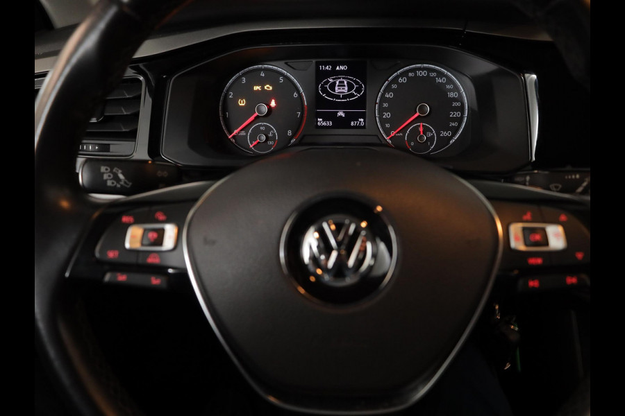 Volkswagen Polo 1.0 TSI Comfortline Business 95pk 5bak| Navi| parksensors| alarm| extra getint glas