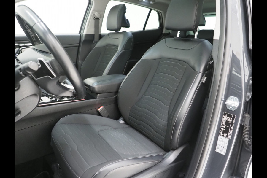 Kia Sportage 1.6 T-GDi Plug-in Hybrid AWD DynamicPlusLine | Panoramadak | Trekhaak | Keyless | Dodehoek | 360 | Adaptive Cruise | Carplay