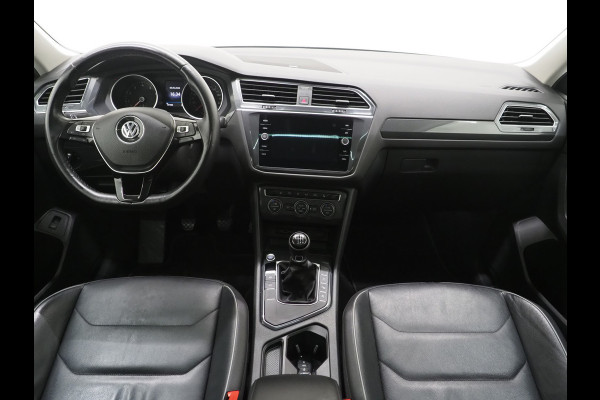 Volkswagen Tiguan Allspace 1.5 TSI 7p. | Panoramadak | Trekhaak | Leder | Dynaudio | 360 | Keyless | Adaptive Cruise | Carplay