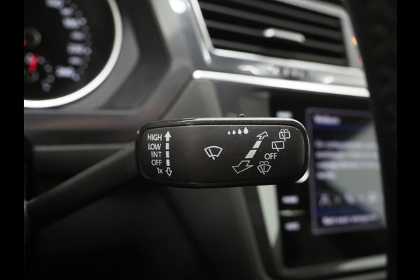 Volkswagen Tiguan Allspace 1.5 TSI 7p. | Panoramadak | Trekhaak | Leder | Dynaudio | 360 | Keyless | Adaptive Cruise | Carplay