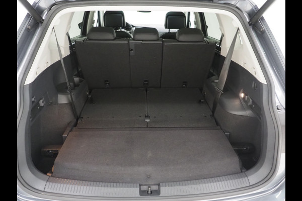 Volkswagen Tiguan Allspace 1.5 TSI 7p. | Panoramadak | Trekhaak | Leder | Dynaudio | 360 | Keyless | Adaptive Cruise | Carplay