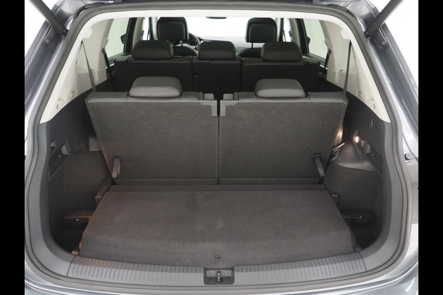 Volkswagen Tiguan Allspace 1.5 TSI 7p. | Panoramadak | Trekhaak | Leder | Dynaudio | 360 | Keyless | Adaptive Cruise | Carplay