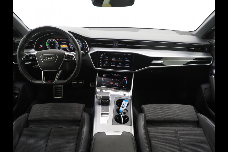 Audi A6 Avant 55 TFSI e quattro Full Black | Trekhaak | Keyless | Adaptive Cruise | Camera | Memory | Stoelverwarming | Carplay