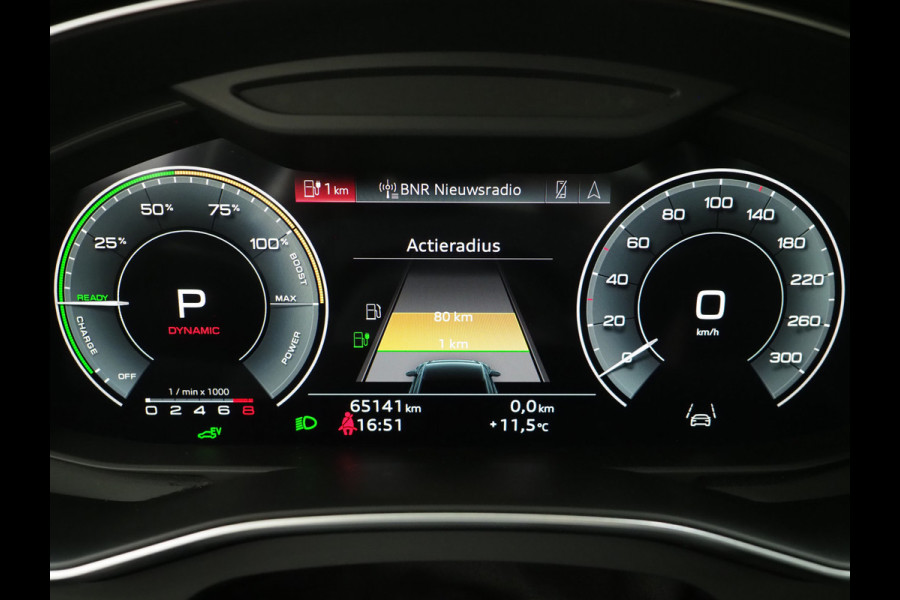 Audi A6 Avant 55 TFSI e quattro Full Black | Trekhaak | Keyless | Adaptive Cruise | Camera | Memory | Stoelverwarming | Carplay