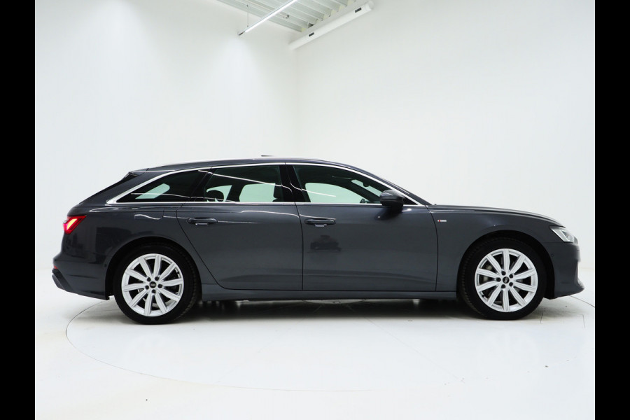 Audi A6 Avant 50 TFSI e quattro | Panoramadak | Trekhaak | B&O Audio | Sfeerlicht | Keyless | Adaptive Cruise | Carplay
