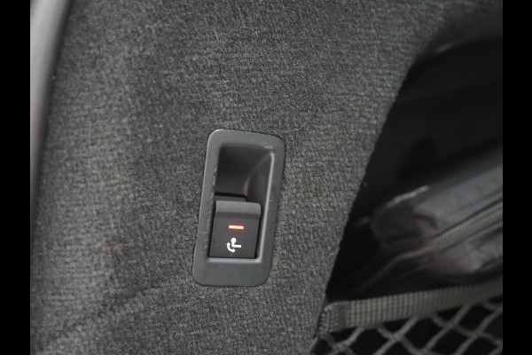 Audi A6 Avant 50 TFSI e quattro | Panoramadak | Trekhaak | B&O Audio | Sfeerlicht | Keyless | Adaptive Cruise | Carplay